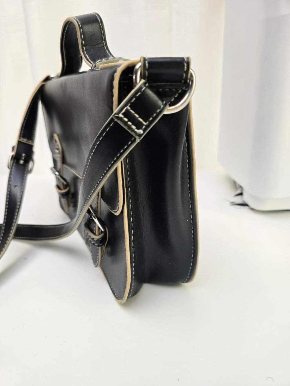 TOPSHOP Black Leather Satchel Bag – Adjustable Strap & Buckle Detail - Picture 17 of 17